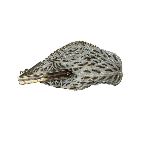 Ed B. Robinson Vintage White & Gold Beaded Evening Hinged Clutch w Chain Strap - Picture 4 of 10